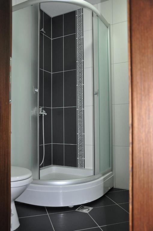 אוהריד Marina Apartments מראה חיצוני תמונה